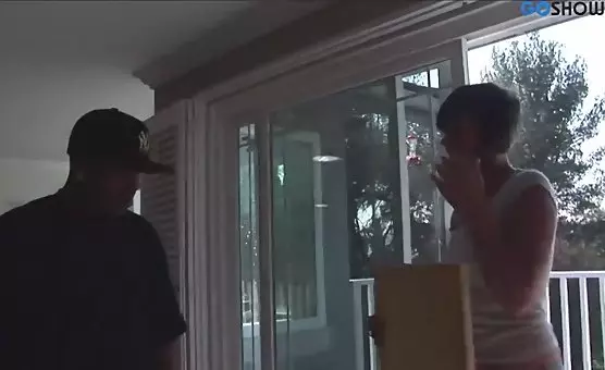 Monstrous Cock Throated by Sensuous ShortHaired Girl